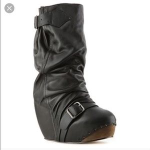 Irregular Choice Longer Lashes Boot sz 39